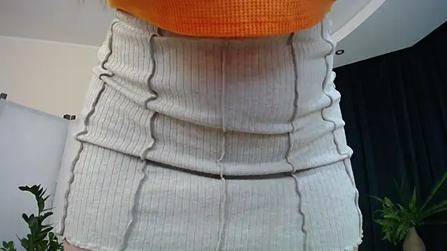 NicoleFoxery online show from 01/26/25, 01:25