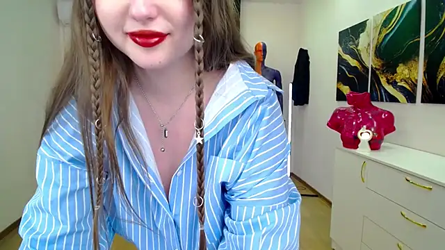 NicoleFoxery online show from 02/13/25, 09:30