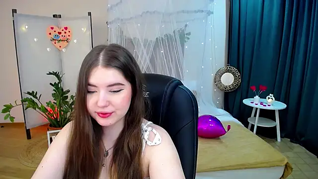 NicoleFoxery online show from 02/14/25, 03:22