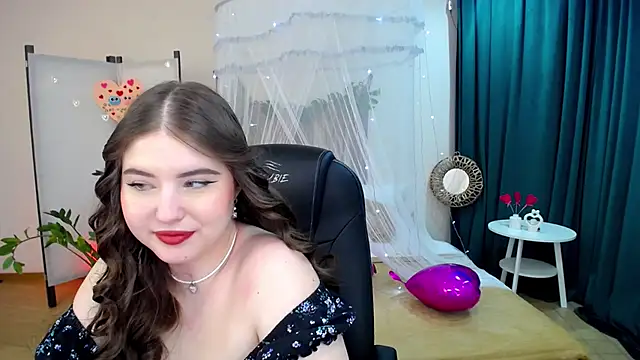 NicoleFoxery online show from 02/21/25, 06:29