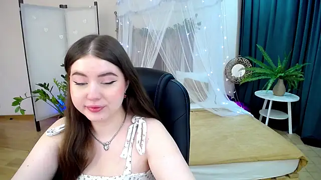 NicoleFoxery online show from 03/06/25, 03:24