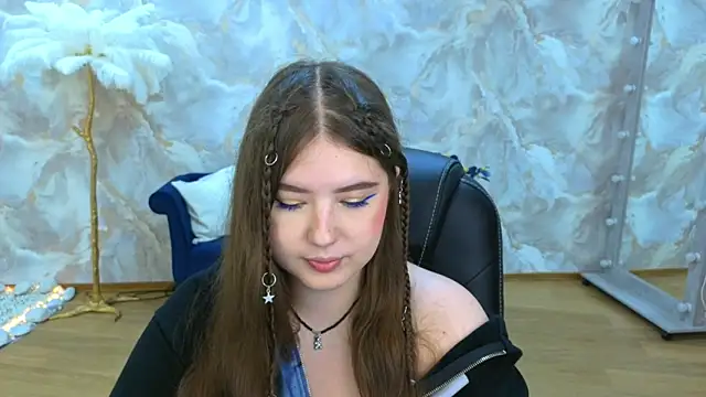 NicoleFoxery online show from 09/11/25, 06:19