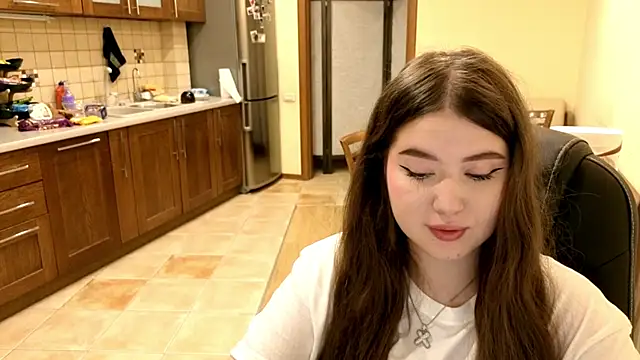 NicoleFoxery online show from 09/25/25, 03:21