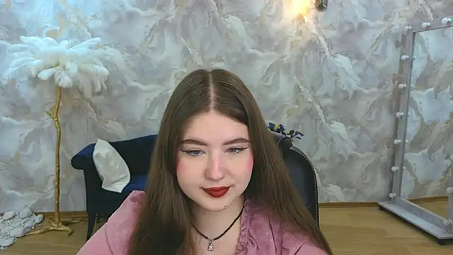 NicoleFoxery online show from 10/04/25, 03:37