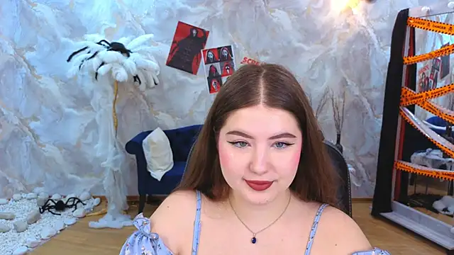 NicoleFoxery online show from 11/11/25, 03:39