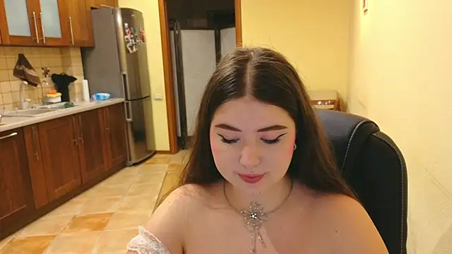 NicoleFoxery online show from 11/26/25, 03:29