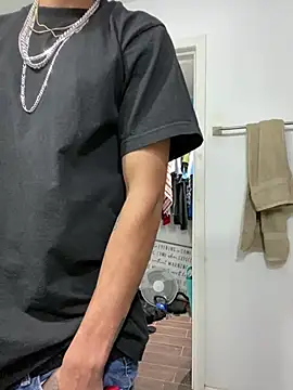 Snapshot of Prettyboiflaco chatting on 12/14/24, 11:45 Prettyboiflaco online show from 12/14/24, 11:45