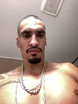 Snapshot of Prettyboiflaco chatting on 02/12/25, 10:59 Prettyboiflaco online show from 02/12/25, 10:59