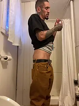 Snapshot of Prettyboiflaco chatting on 03/18/25, 01:00 Prettyboiflaco online show from 03/18/25, 01:00