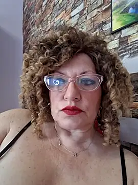 Hot Azaleea online show from 04/16/26, 05:52