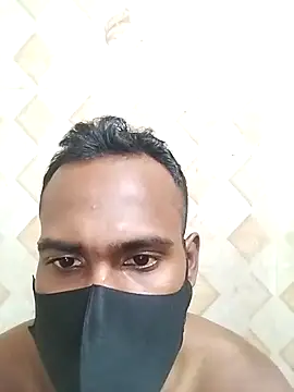 Snapshot of naxus@xh chatting on 10/19/25, 05:41 naxusxh online show from 10/19/25, 05:41