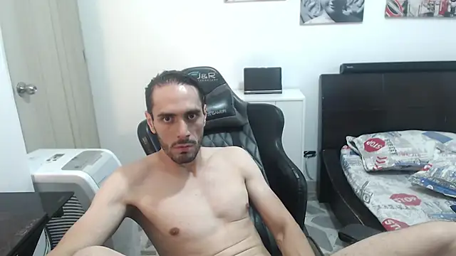 samuelgarcia  online show from 12/25/24, 11:54