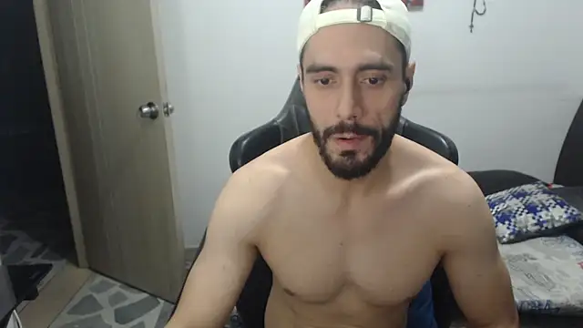 samuelgarcia  online show from 11/08/25, 10:59