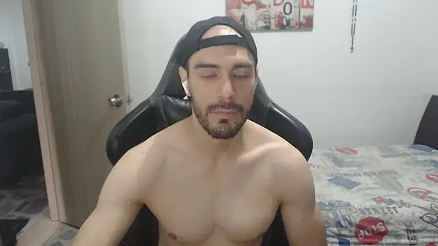 samuelgarcia  online show from 06/13/26, 10:18