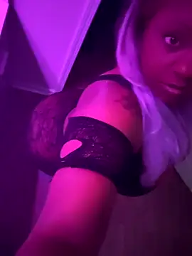 Snapshot of 6lue6a6y69 chatting on 12/16/25, 02:49 6lue6a6y69 online show from 12/16/25, 02:49