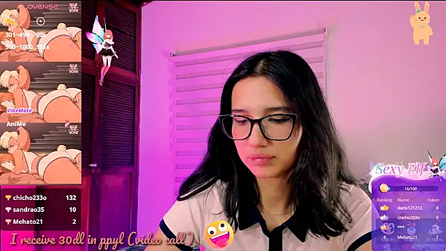 Snapshot of Luniverse chatting on 01/18/25, 12:02 Luniverse online show from 01/18/25, 12:02