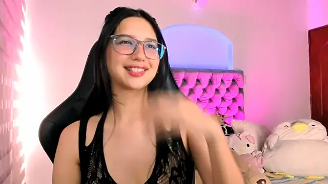 Luniverse online show from 11/26/25, 07:37