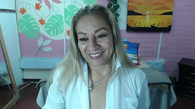 Snapshot of ZAMANTHA chatting on 01/09/25, 08:33 ZAMANTHA online show from 01/09/25, 08:33