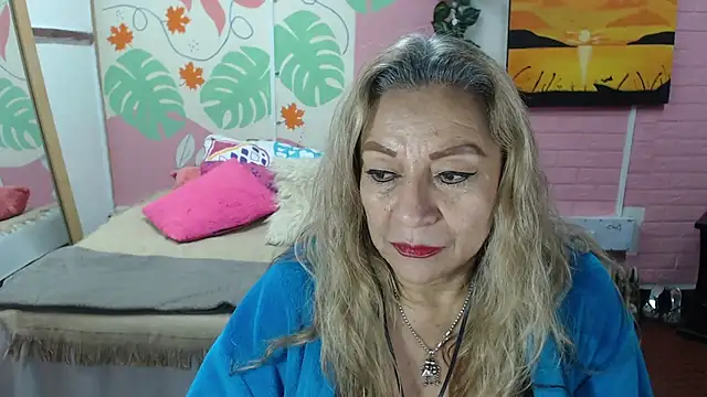 Snapshot of ZAMANTHA chatting on 03/19/25, 08:43 ZAMANTHA online show from 03/19/25, 08:43
