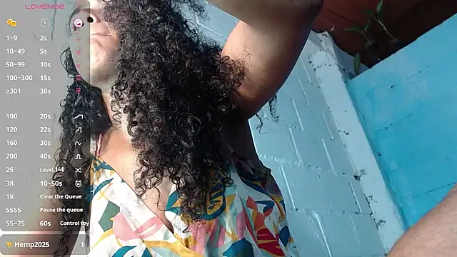 Snapshot of jasminne_ chatting on 10/15/25, 03:23 jasminne online show from 10/15/25, 03:23