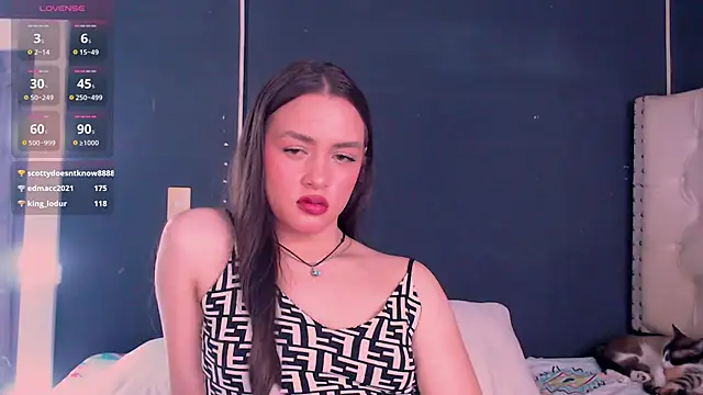 valen thompson online show from 12/15/24, 03:56