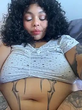 PrincessLauren420 online show from 12/04/25, 08:50