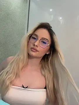 mollyxxx online show from 05/09/26, 04:06