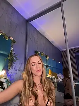 RockQueen A online show from 04/14/26, 04:24