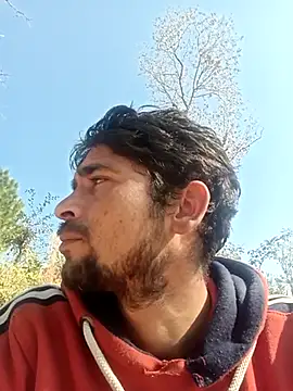 SunnyleoneBG online show from 02/03/25, 05:40