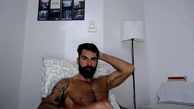 Verycutex online show from 10/30/25, 06:59