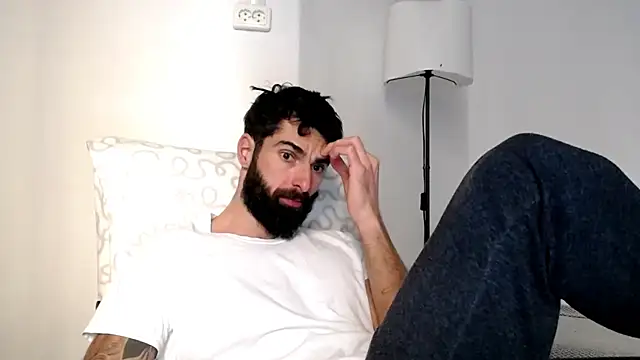 Verycutex online show from 12/19/25, 10:11