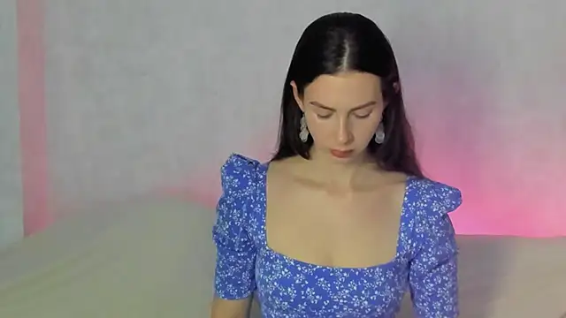 Snapshot of Teresa_Hardly chatting on 11/13/25, 08:19 Teresa Hardly online show from 11/13/25, 08:19