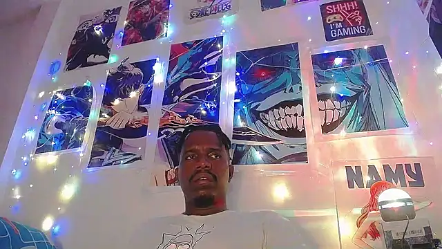 Snapshot of BlackRunning chatting on 10/05/25, 05:17 BlackRunning online show from 10/05/25, 05:17