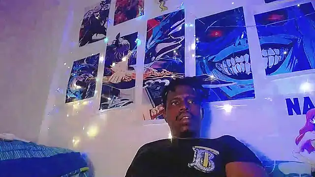 Snapshot of BlackRunning chatting on 10/14/25, 04:02 BlackRunning online show from 10/14/25, 04:02