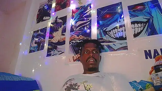 Snapshot of BlackRunning chatting on 10/17/25, 04:04 BlackRunning online show from 10/17/25, 04:04