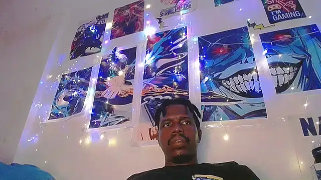 Snapshot of BlackRunning chatting on 10/23/25, 03:39 BlackRunning online show from 10/23/25, 03:39