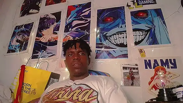 Snapshot of BlackRunning chatting on 12/17/25, 04:07 BlackRunning online show from 12/17/25, 04:07