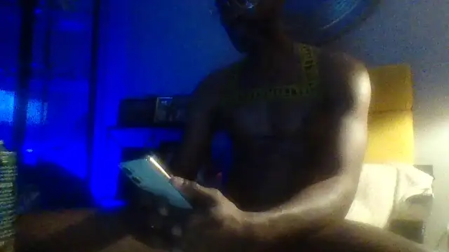 Snapshot of BEATKING22 chatting on 05/03/26, 07:47 BEATKING22 online show from 05/03/26, 07:47