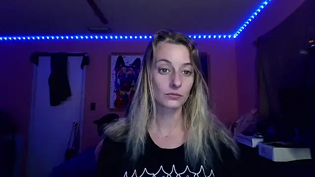 Snapshot of AsiaGoesPro chatting on 11/20/25, 05:18 AsiaGoesPro online show from 11/20/25, 05:18