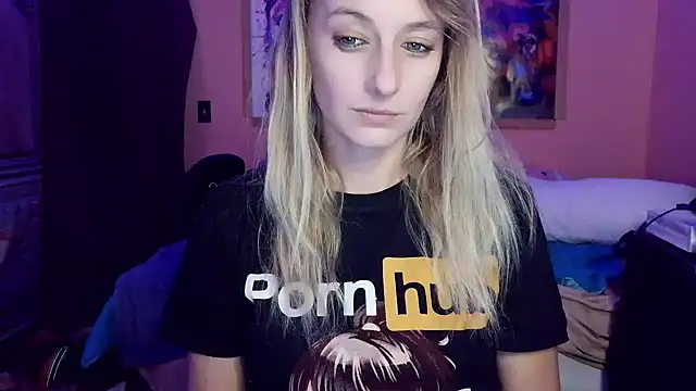 Snapshot of AsiaGoesPro chatting on 11/21/25, 01:10 AsiaGoesPro online show from 11/21/25, 01:10