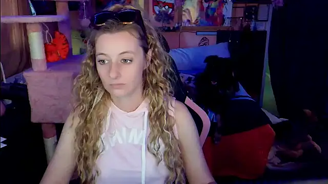 AsiaGoesPro online show from 04/17/26, 01:36