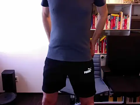 Slave 75 online show from 09/08/25, 04:50