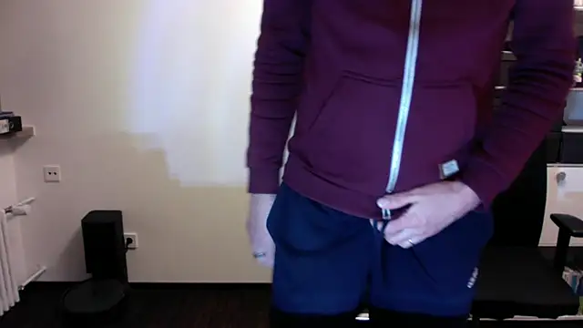 Slave 75 online show from 02/13/26, 05:53