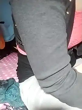 loveyou246 online show from 01/23/25, 12:04