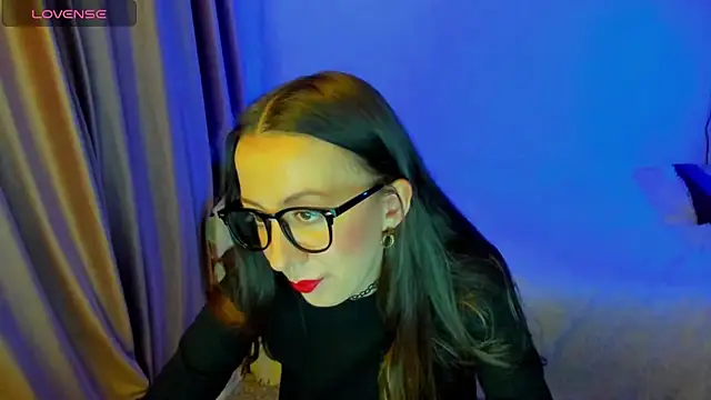 CurlySteph online show from 03/05/26, 08:38