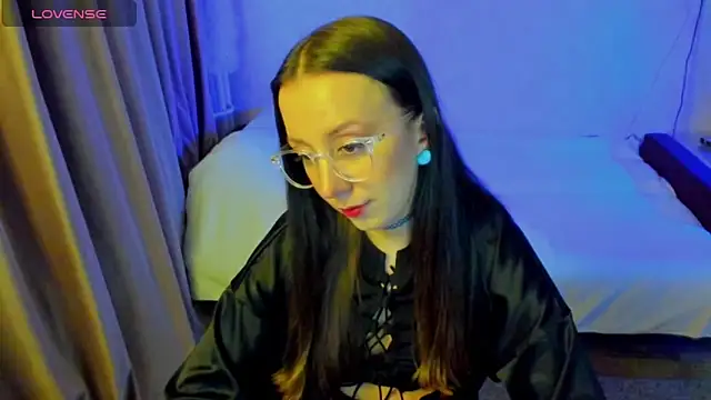 CurlySteph online show from 04/24/26, 06:10