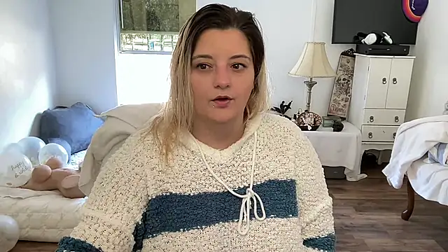 Snapshot of magicsparkles chatting on 12/09/24, 05:52 magicsparkles online show from 12/09/24, 05:52