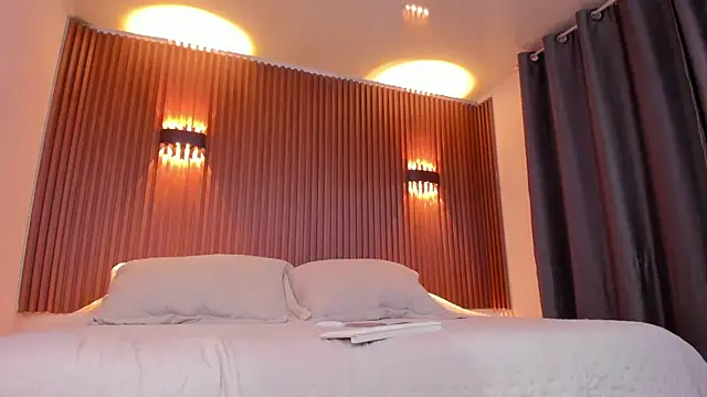 Snapshot of Megan_rousexxx chatting on 11/21/25, 04:11 Megan rousexxx online show from 11/21/25, 04:11