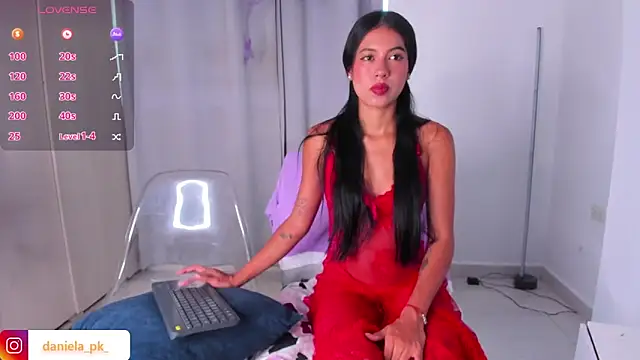 roxy pk  online show from 11/24/25, 07:24