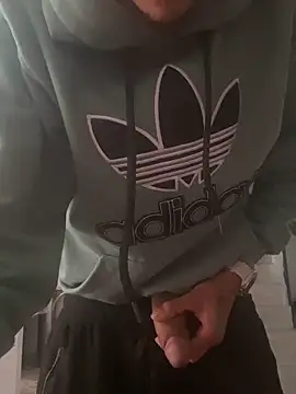 Snapshot of 12jun chatting on 09/09/25, 08:08 12jun online show from 09/09/25, 08:08